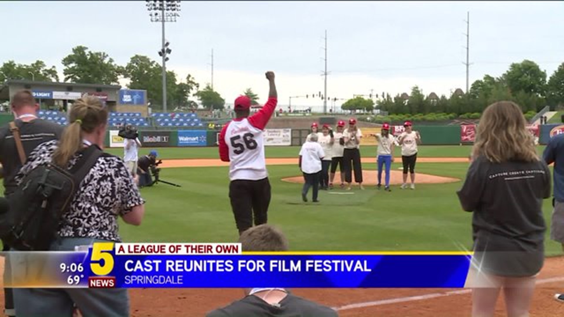 "League Of Their Own" Cast Reunites To Play Ball At Bentonville Film Festival