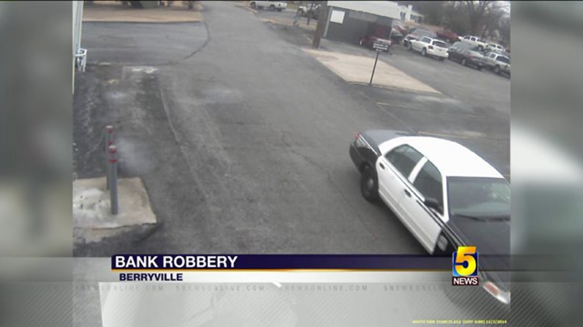 Berryville Police Seek Bank Robbery Suspect