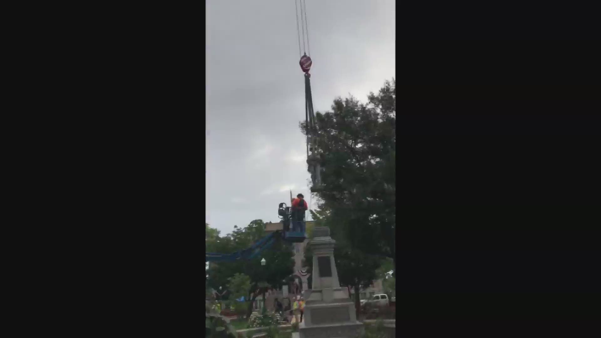 Viewer Video: Crews remove Confederate Monument from Bentonville Square.
