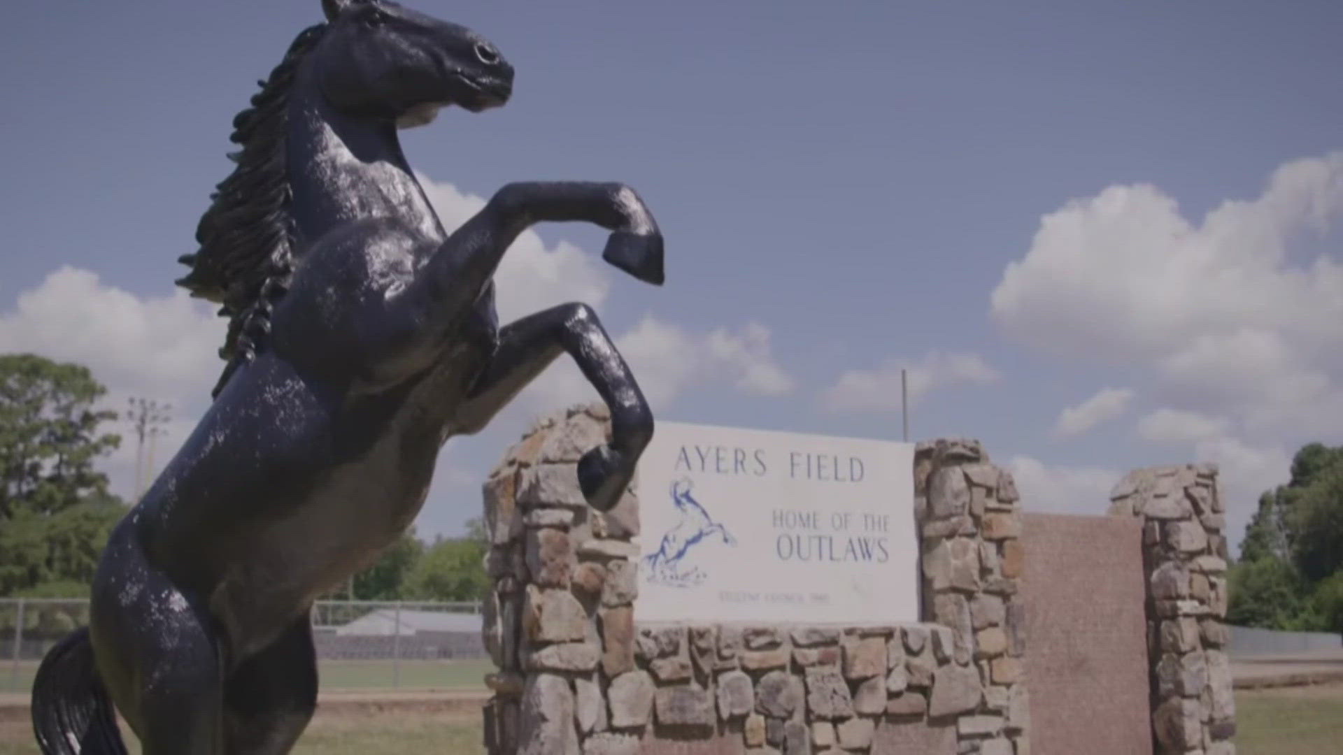 Arkansas high school wins $1M grand prize in T-Mobile Friday Night 5G ...