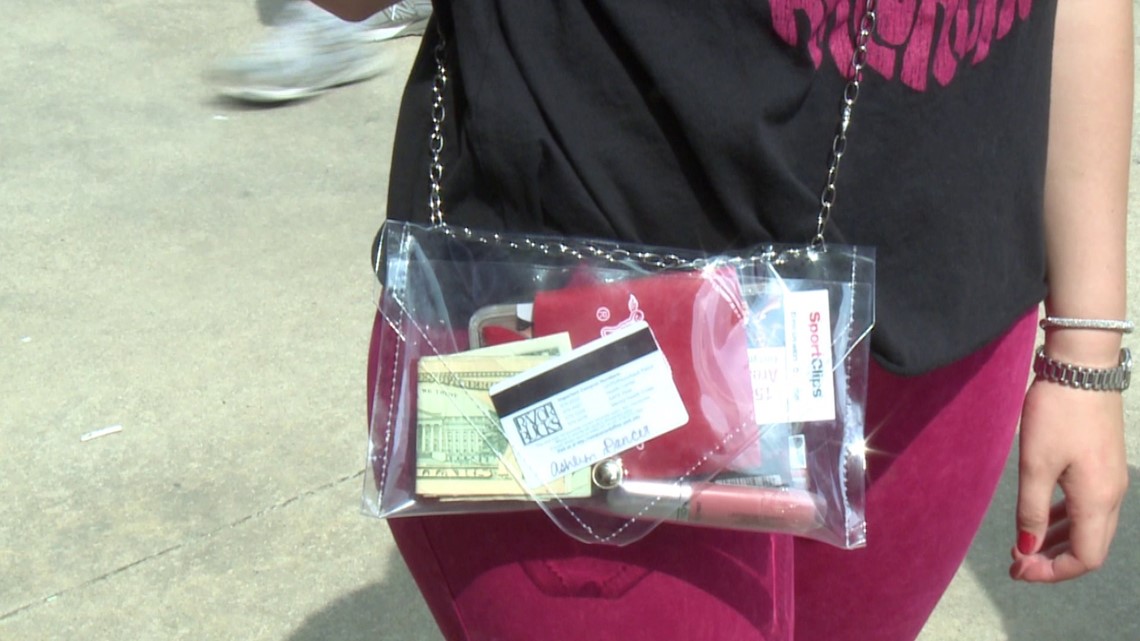 Fans React To Clear Bag Policy For Reynolds Razorback Stadium