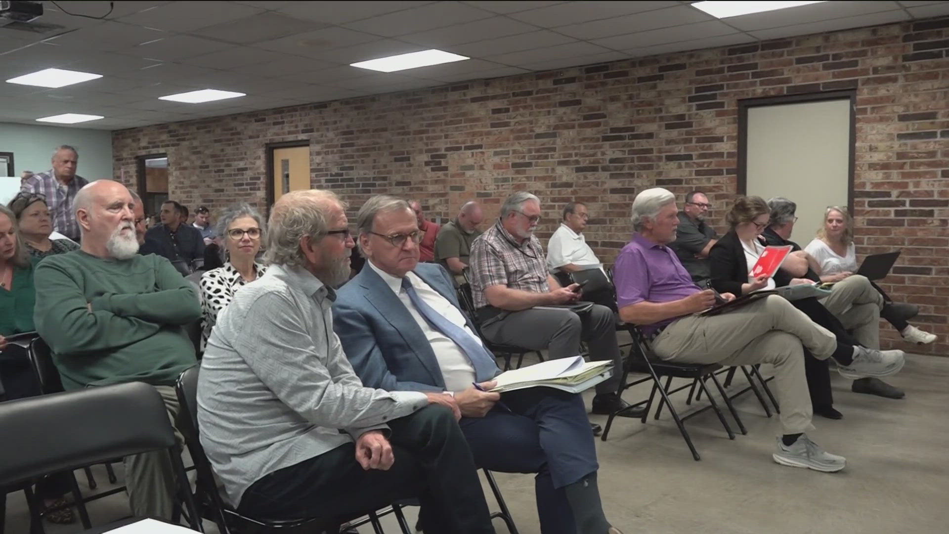 THE FORT SMITH CITY PLANNING COMMISSION SAYS NO TO A PLAN TO REGULATE WHAT CAN AND CAN'T BE BUILT NEAR THE FORT SMITH AIRPORT...