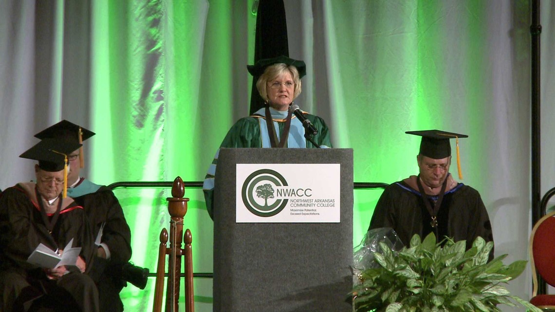 NWACC Graduates About 1,500 Students | 5newsonline.com