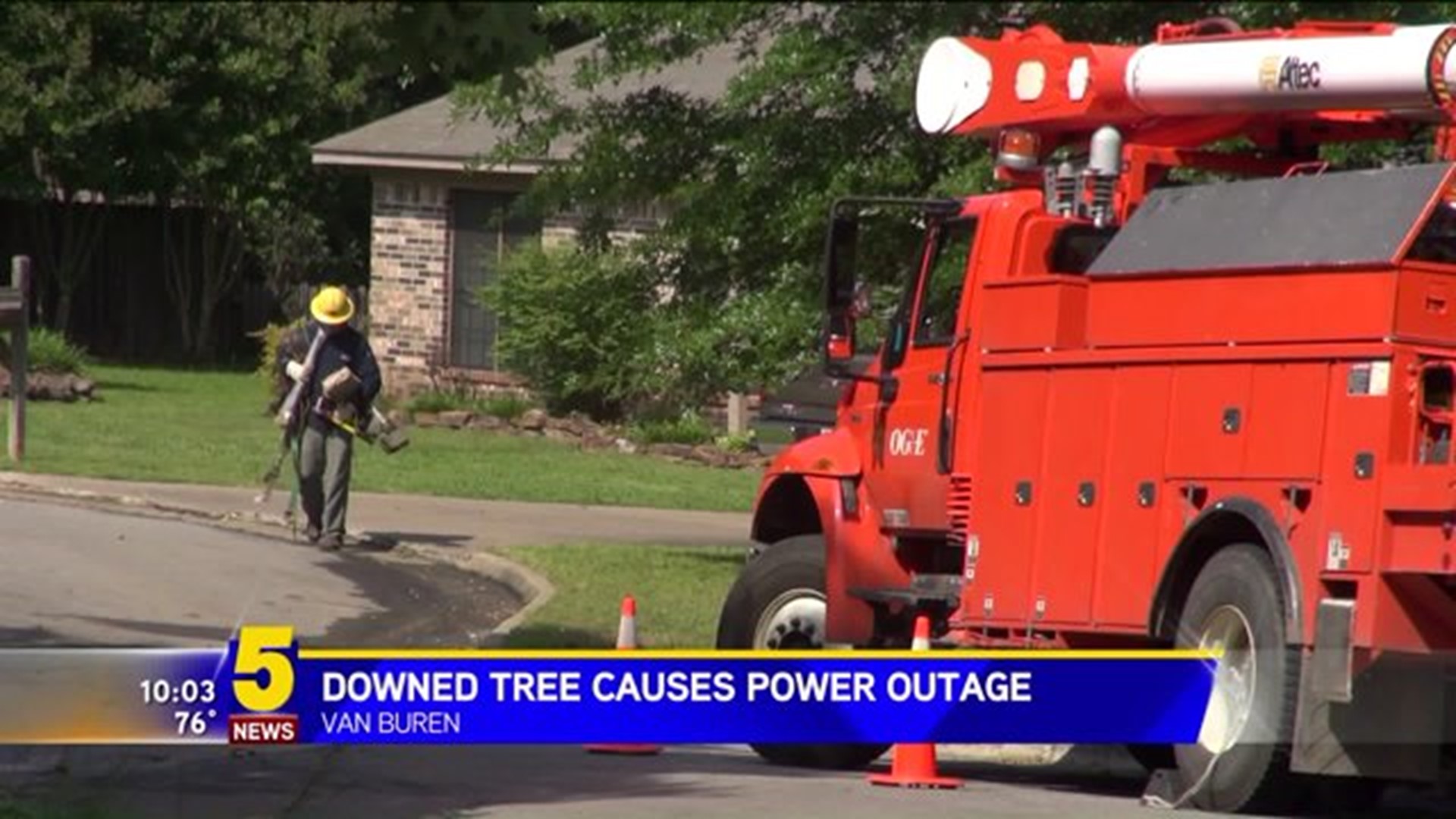 DOWNED TREE CAUSES POWER OUTAGE IN VAN BUREN