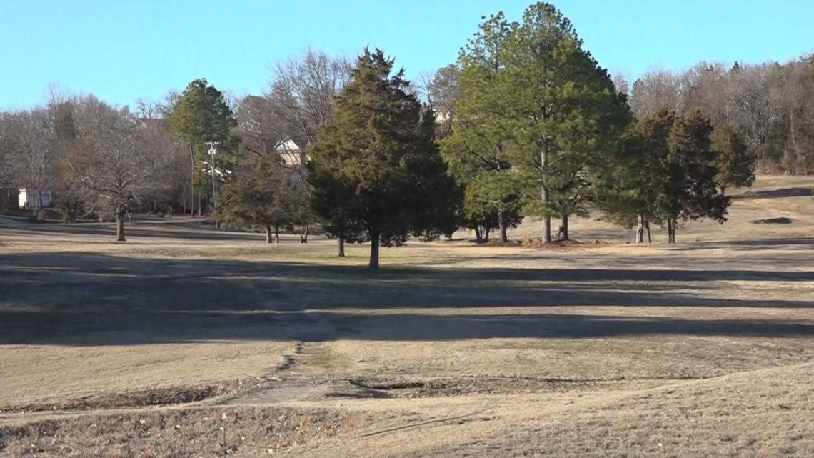 Van Buren City Council votes to not reopen golf course - Vimarsana News
