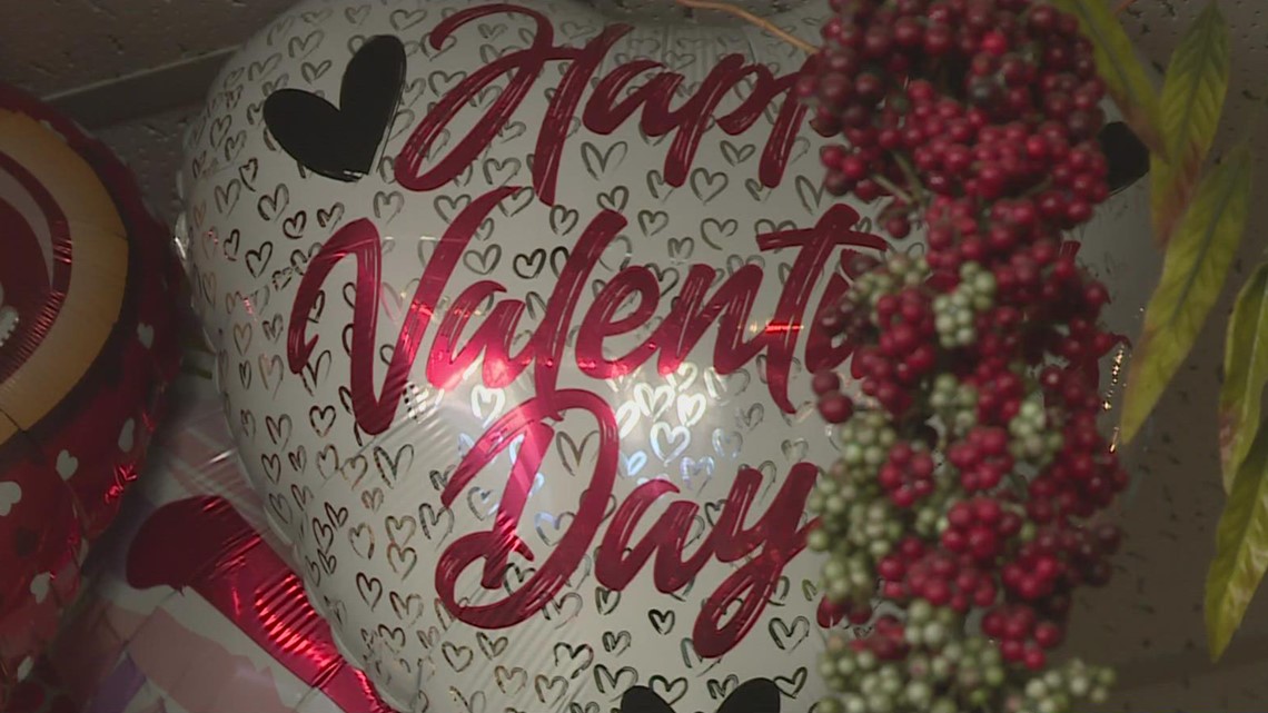 Local stores experiencing Valentine's Day rush - Vimarsana News