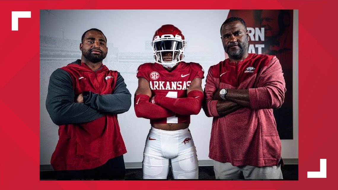 Class of 2024 defensive back Tevis Metcalf commits to Razorbacks