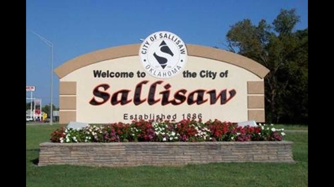 Police Sweep School After Bomb Threat At Sallisaw High 5newsonline Com A28c1dd3 1798 4dd3 A9e2 1140x641 