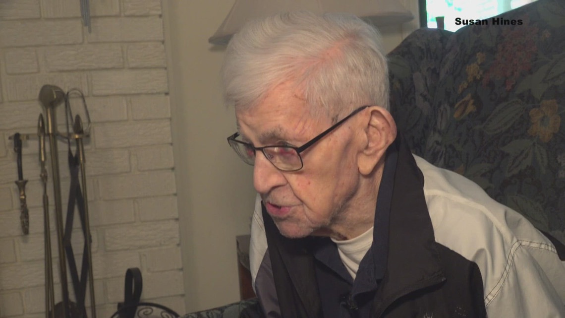 Arkansas WWII veteran Elvin Frick celebrates 100th birthday, reflects on service