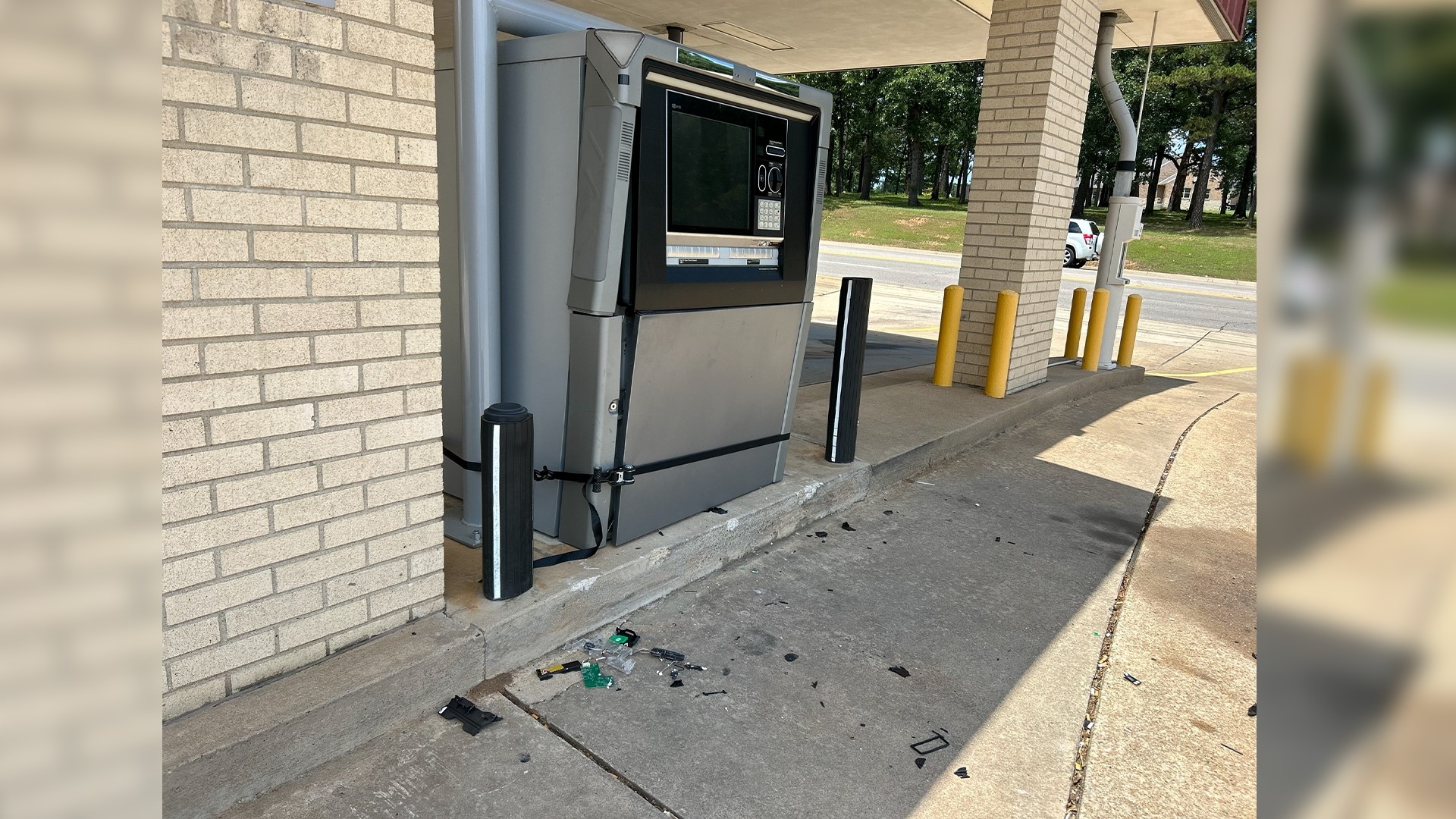 Fort Smith police are looking for a suspect in connection to an attempted ATM theft on the morning of Sunday, June 11.