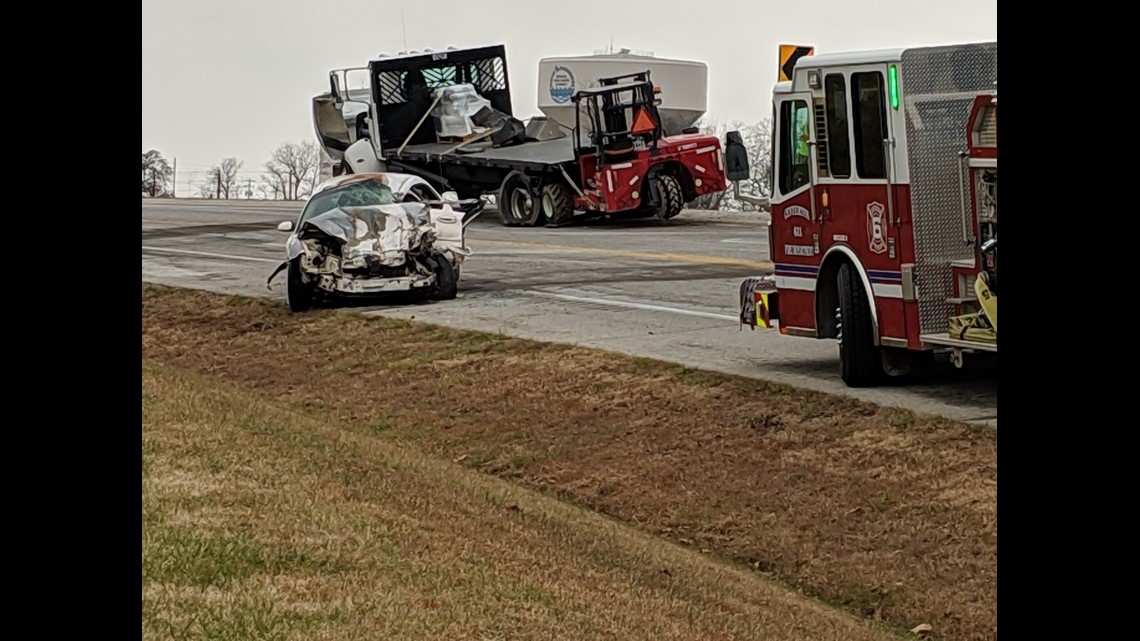 Head-On Vehicle Crash Closes Down Highway In Benton County ...