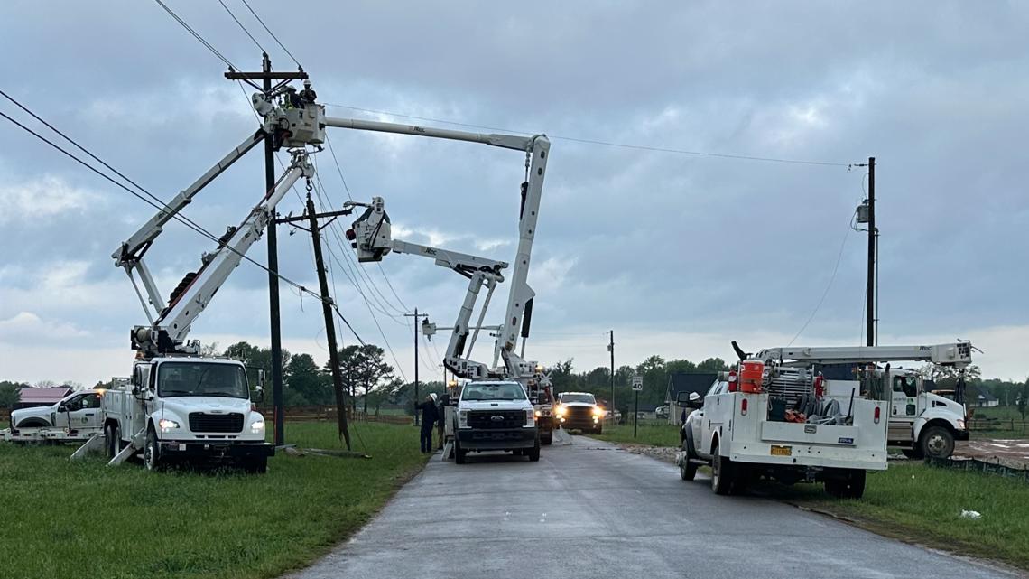 Severe weather leaves thousands without power across Arkansas and Oklahoma