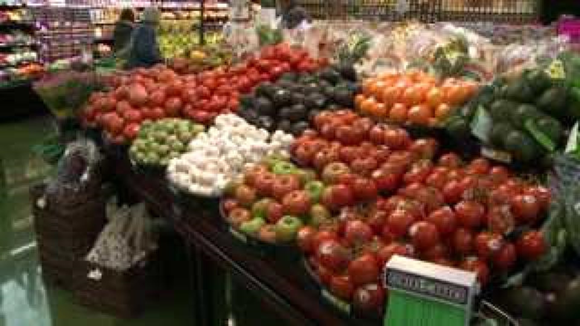 New Harp’s Food Store Opens in West Fork