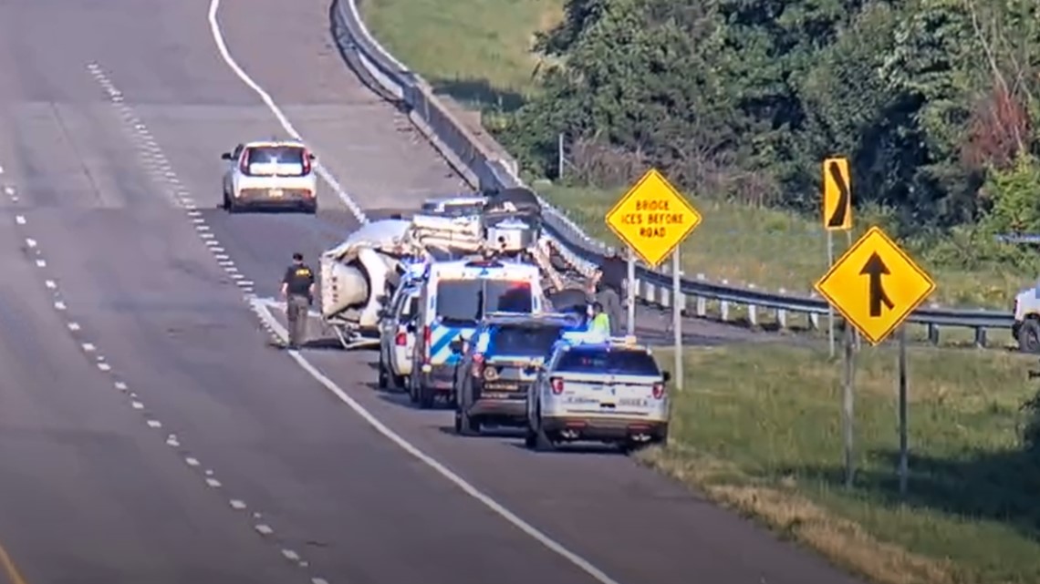 Crash on I-40: Concrete mixer truck overturns in Crawford County ...
