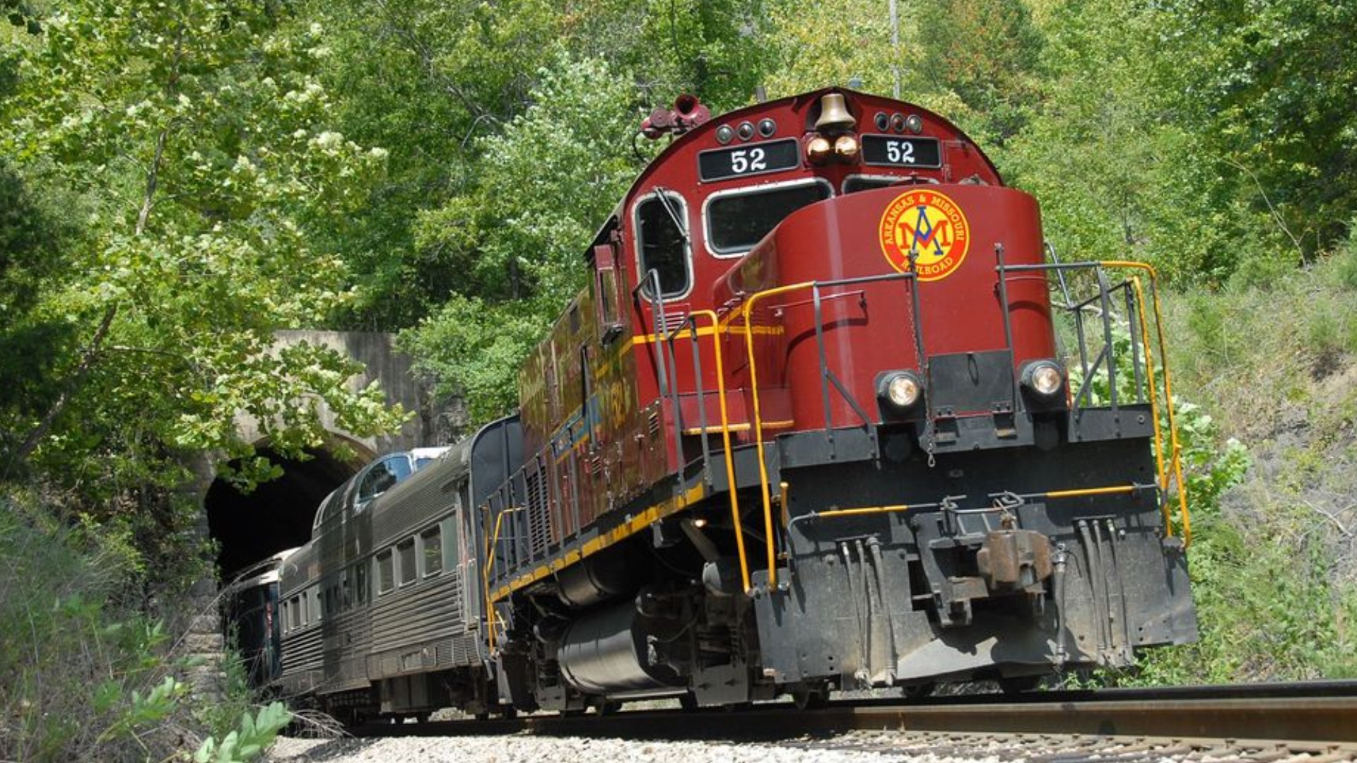 Arkansas-Missouri Railroad announces post-eclipse scenic tour ...