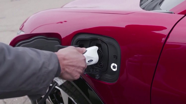 Ford electric vehicles will be able to use Tesla charging stations