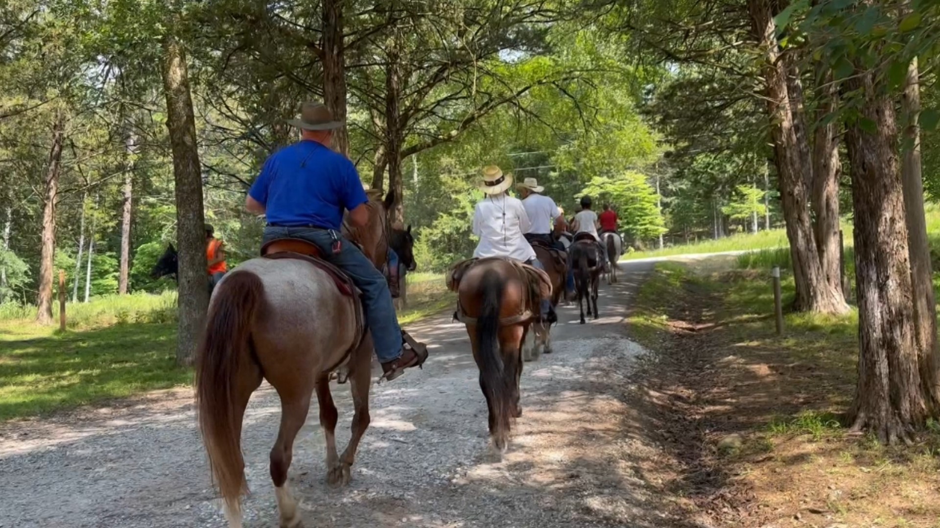 Campgrounds with horseback riding hotsell near me