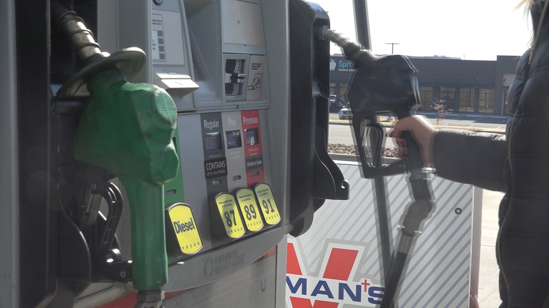 In just the last week the average price of a gallon of gas has fallen 10 cents in Arkansas.