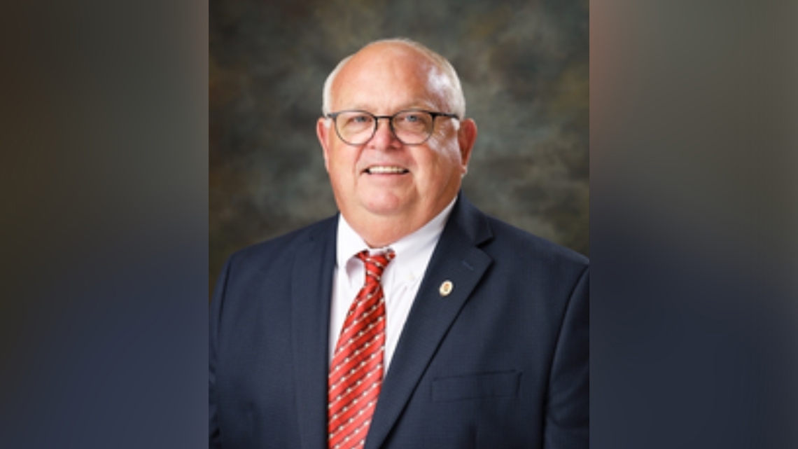 Suspect arrested after Oklahoma school shooting leaves principal injured