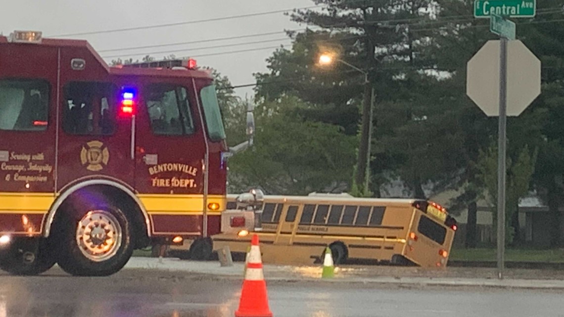 Bentonville school bus pulled from high water near exit 88 - Vimarsana News