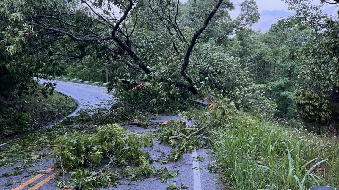 Over 100K without power following storms in northern Arkansas - Vimarsana News