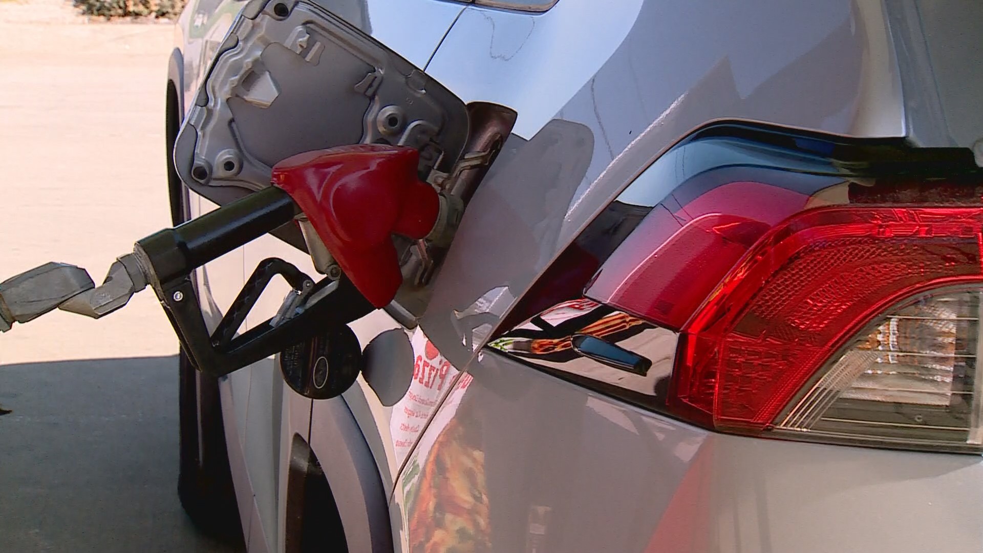 Gas prices continue to rise in Arkansas | 5newsonline.com