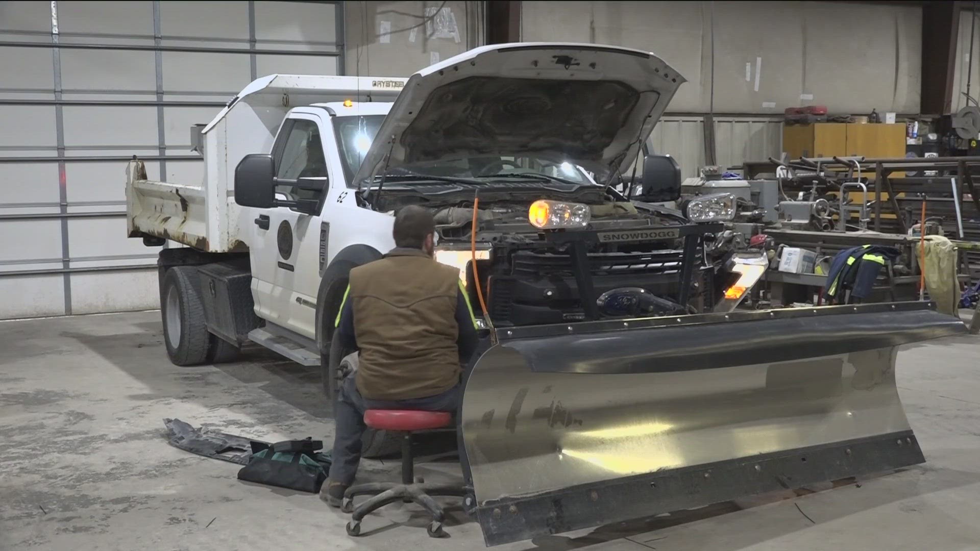 WITH ARKANSAS' FIRST SNOWSTORM OF THE NEW YEAR APPROACHING-  LOCAL ROAD CREWS ARE TAKING EXTRA PRECAUTION TO KEEP EVERYONE SAFE FOR THE DRIVE IN TOMORROW.