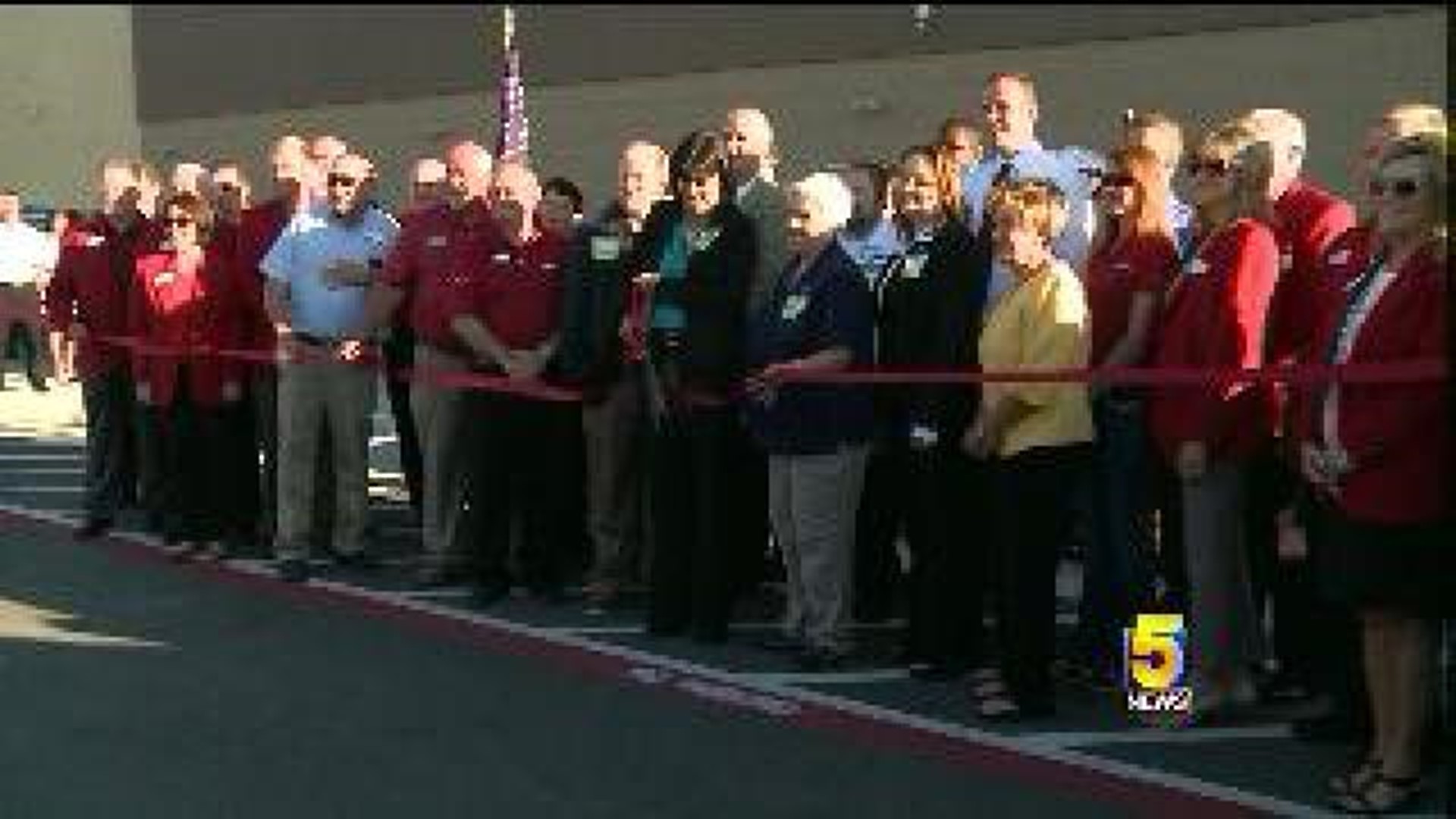 Ribbon Cutting Ceremony at New Walmart Supercenter
