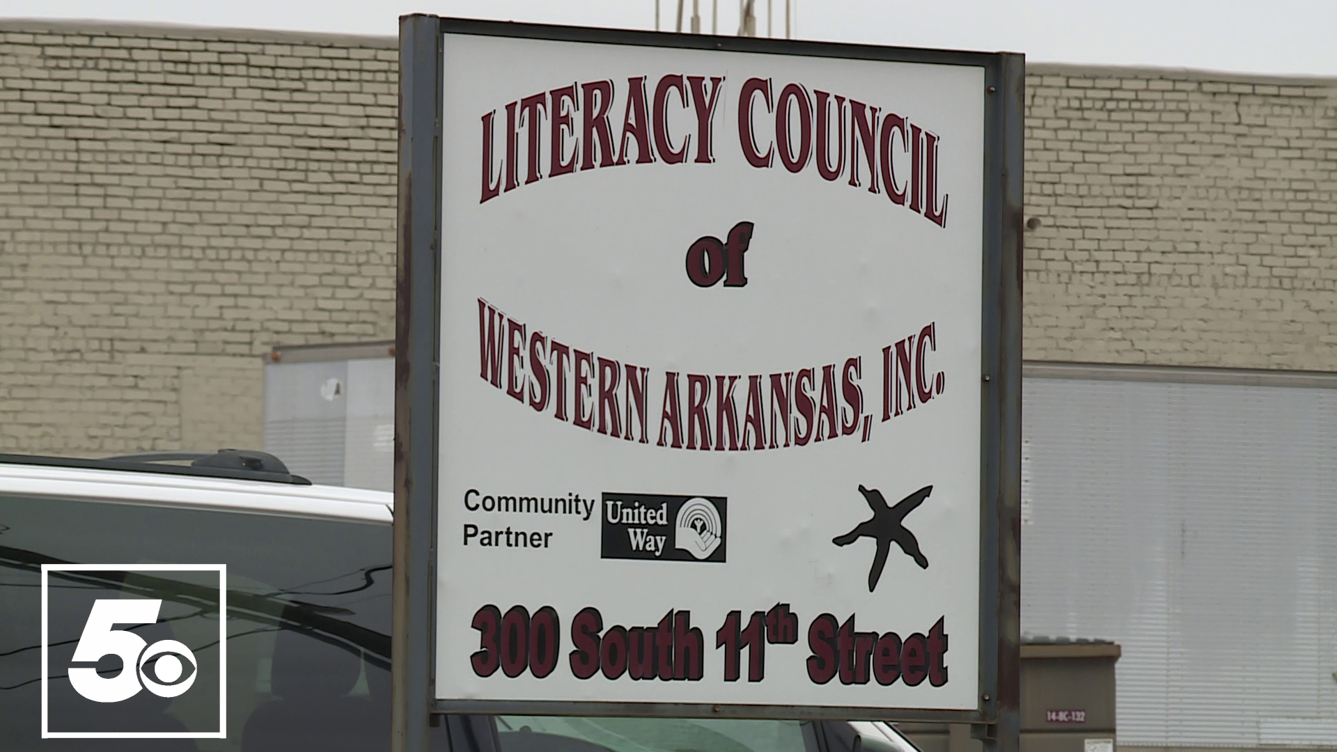 Daren Bobb is joined by Literacy Council of Western Arkansas Executive Director Benta Erikson to discuss the importance of adult education in Fort Smith.