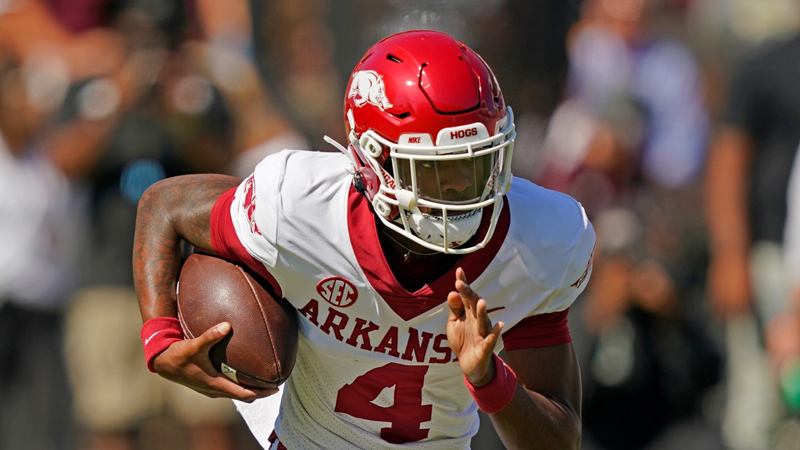 Arkansas backup quarterback Malik Hornsby entering transfer portal