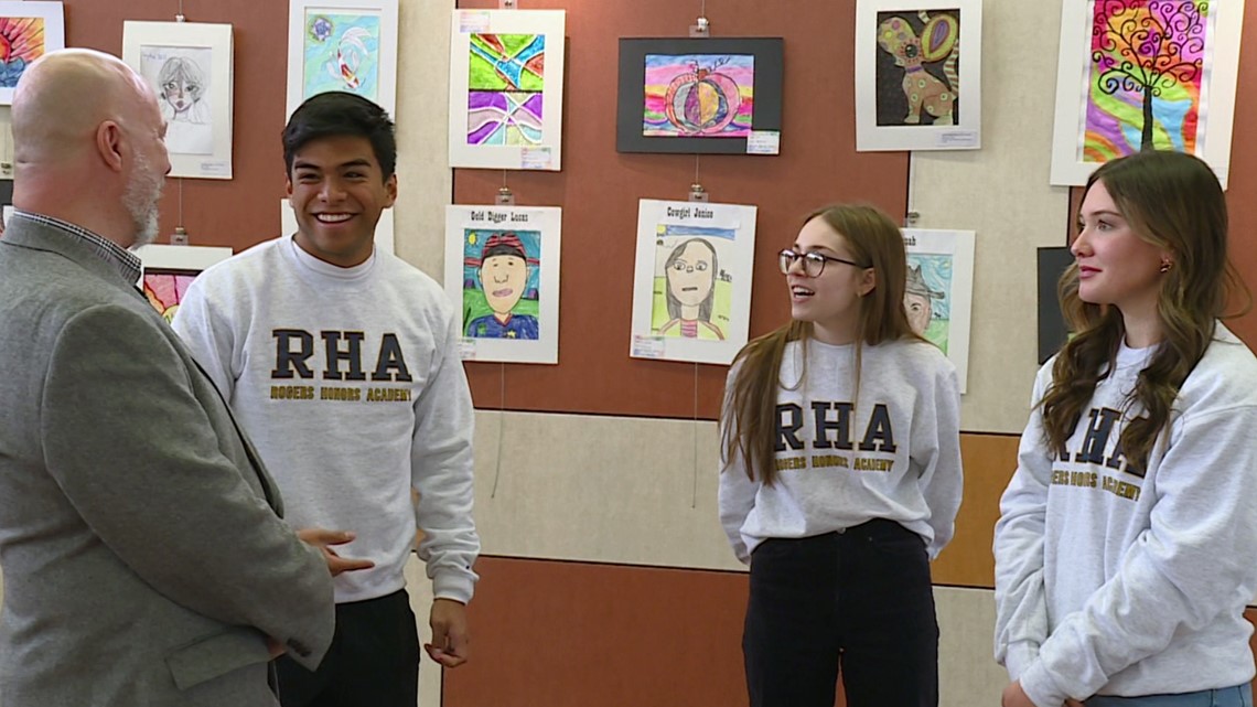 Rogers Honor Academy helps local students navigate college application turmoil