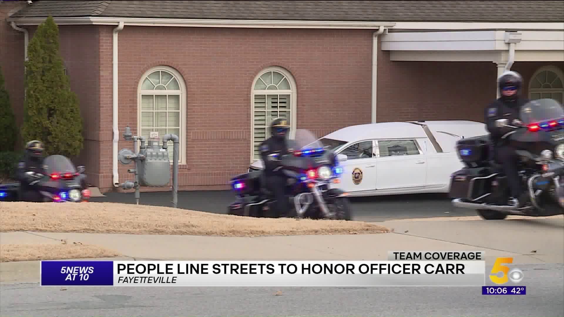 Fayetteville Community Line The Street To Honor Officer Stephen Carr