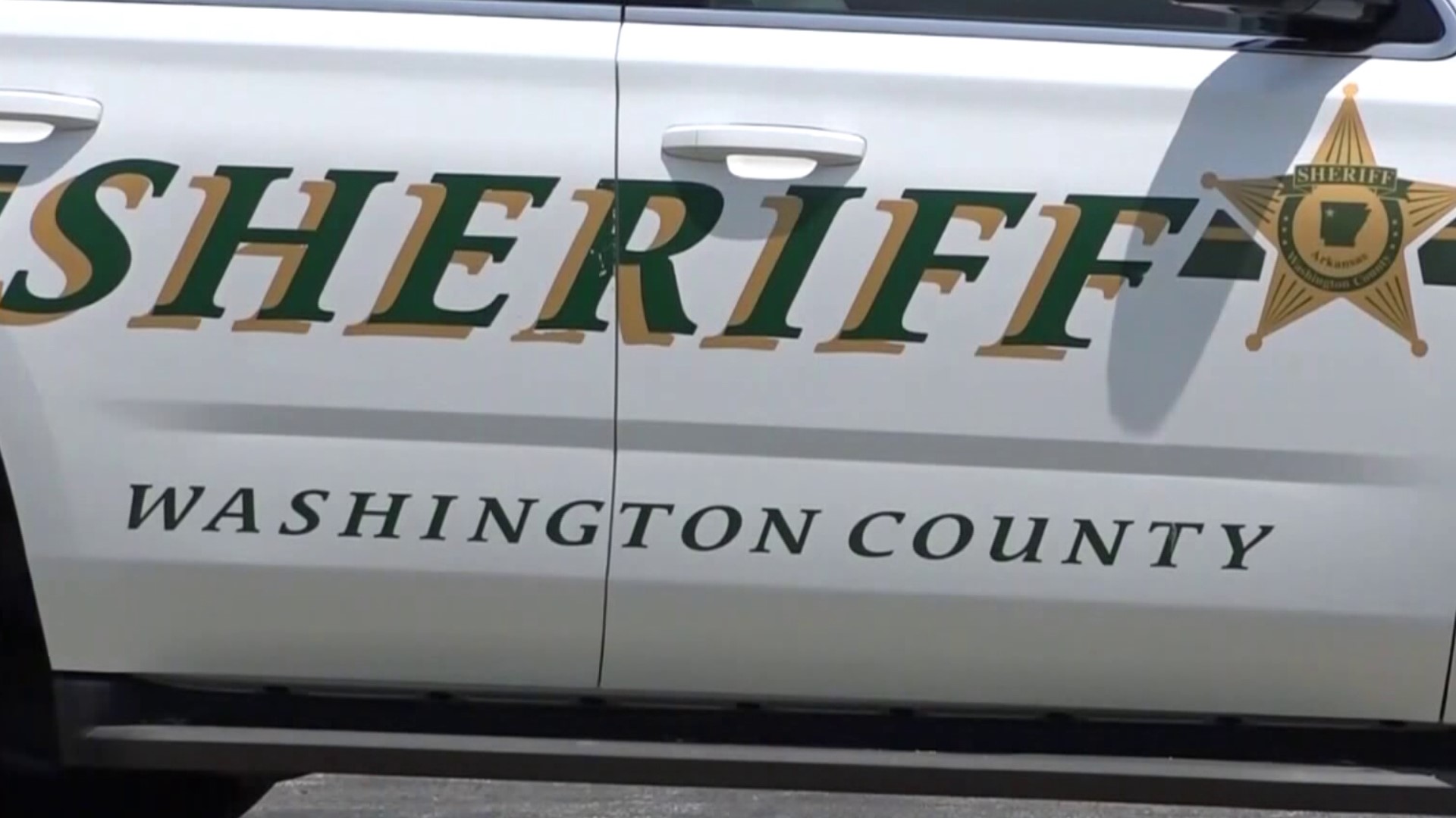 THE WASHINGTON COUNTY SHERIFF'S OFFICE IS SEARCHING FOR SUSPECTS AFTER A SHOOTING THAT LEFT ONE PERSON SERIOUSLY INJURED...