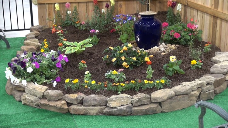 Final Day Of The Arkansas River Valley Lawn And Garden Show