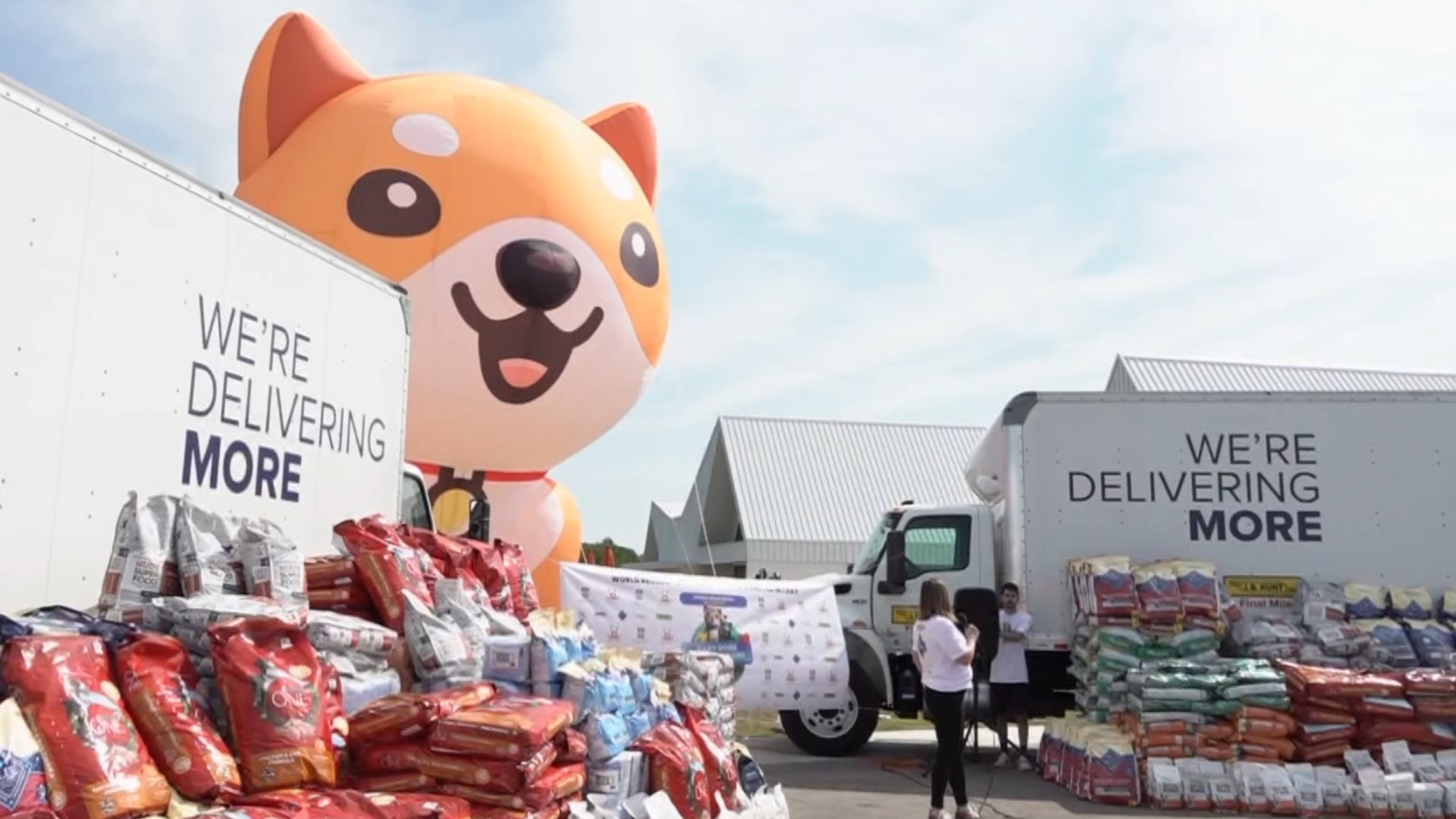 The Best Friends Pet Resource Center in Bentonville breaks the world record for the most pet food donated in 24 hours.