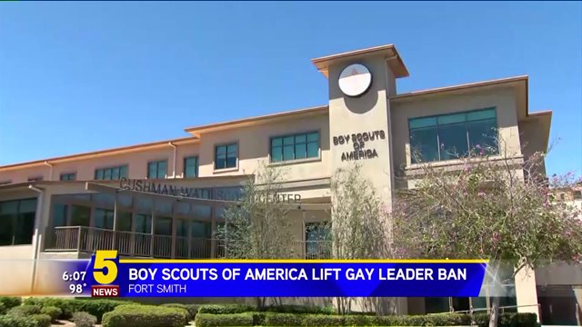 Boy Scouts Lift Gay Leader Ban