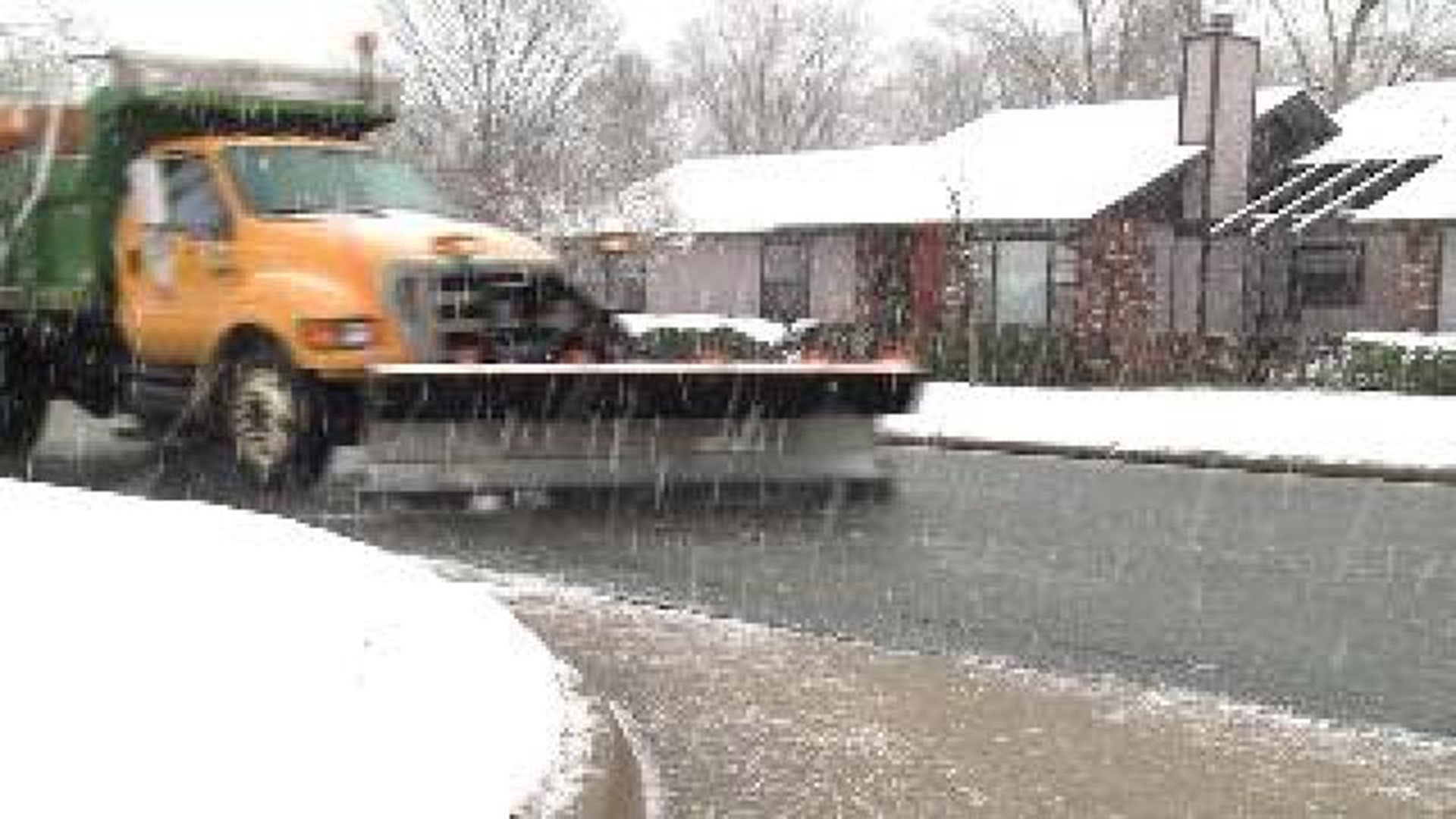Snow Causes Problems for Fort Smith Drivers