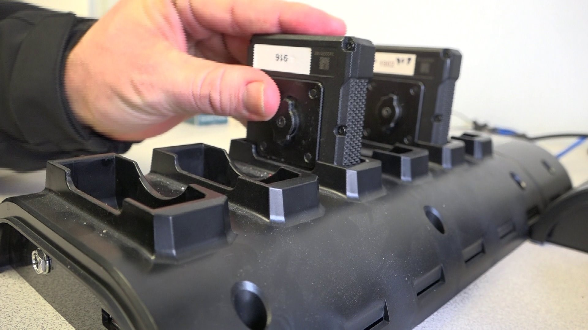 The Scott County Sheriffs Office is now equipping its deputies with body cams.