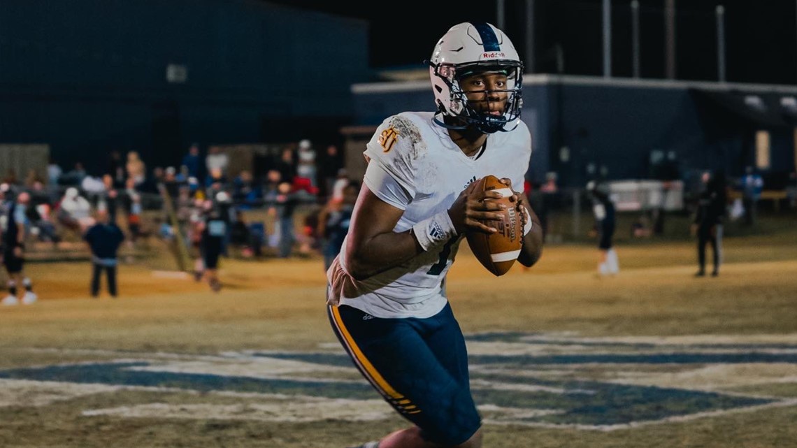 4-star quarterback KJ Jackson commits to Arkansas | 5newsonline.com
