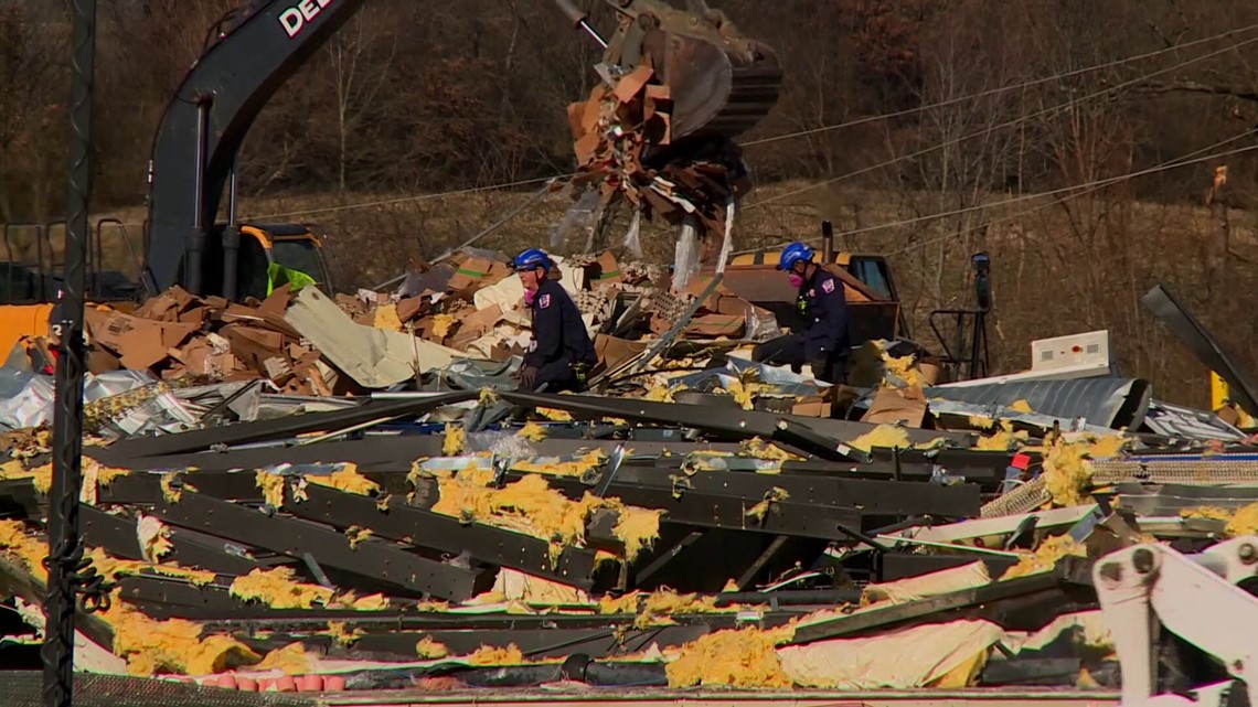Arkansans come together to help after deadly tornadoes. - Vimarsana News