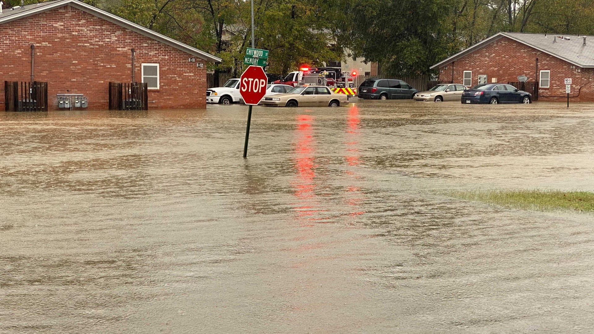 GardenWalk apartments in Alma evacuated due to flooding
