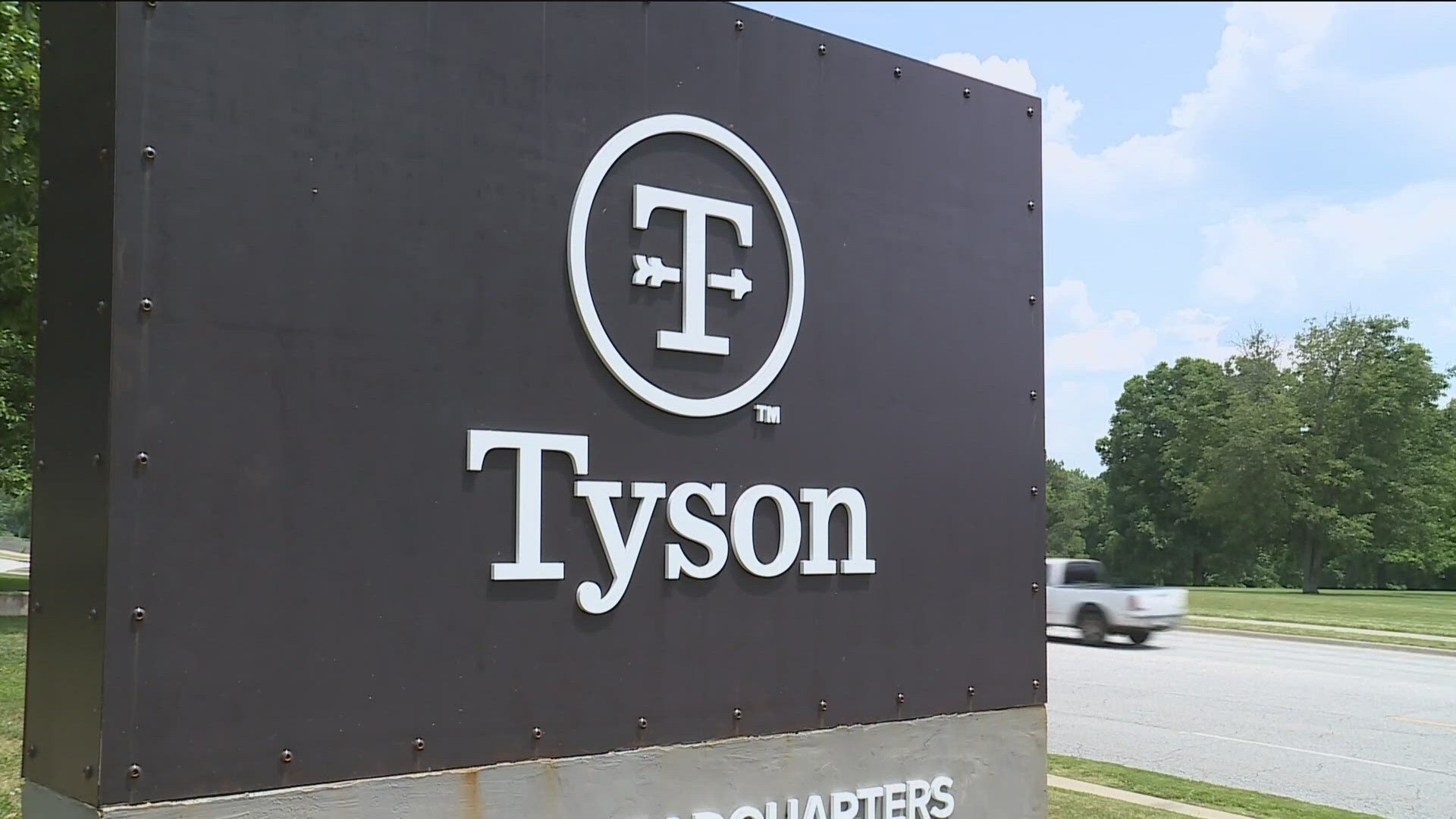 A report found that Tyson Foods Inc. dumped millions of pounds of pollutants into U.S. waterways.
