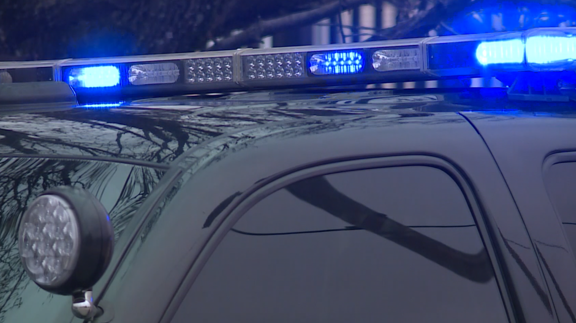Man driving FedEx truck dies in single vehicle crash - Vimarsana News
