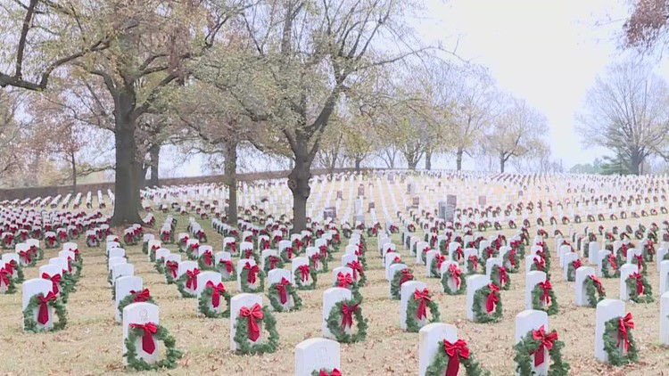 Volunteers needed for Fort Smith Christmas Honors wreath pick-up