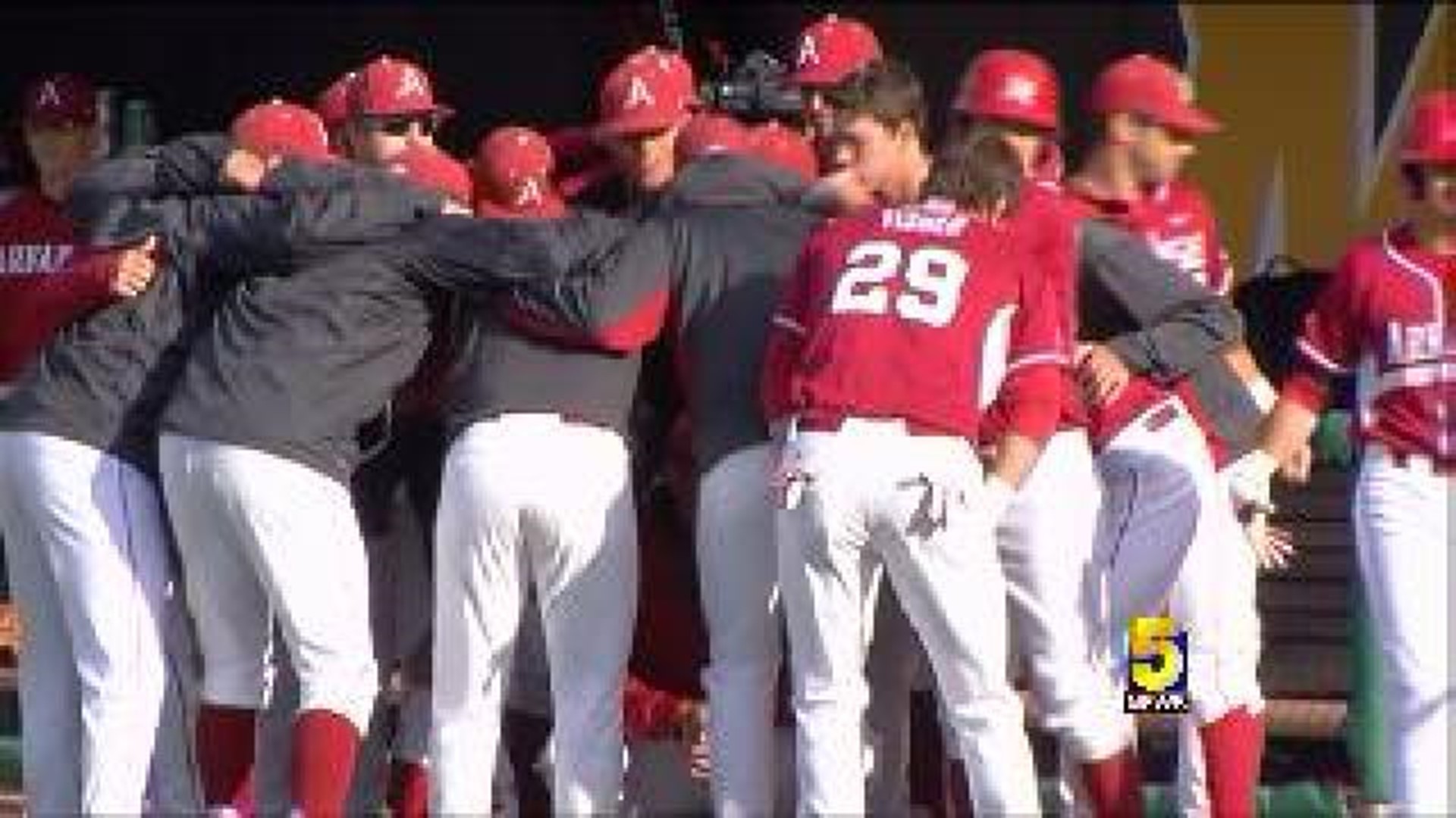 Anderson Paces Hogs