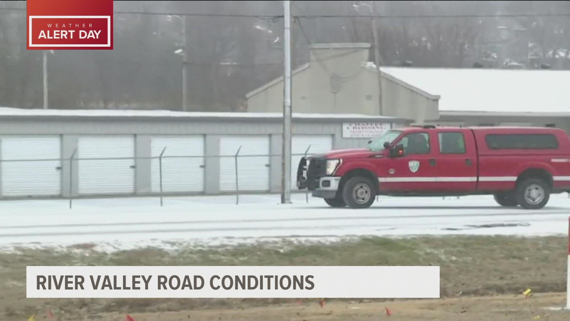 5NEWS crews are in Northwest Arkansas and the River Valley to bring you the latest road conditions.