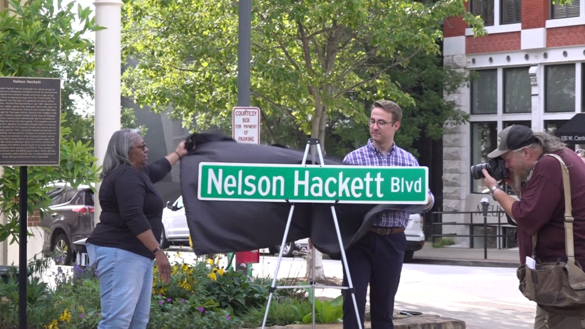 Archibald Yell Blvd. renamed Nelson Hackett Blvd. in NWA