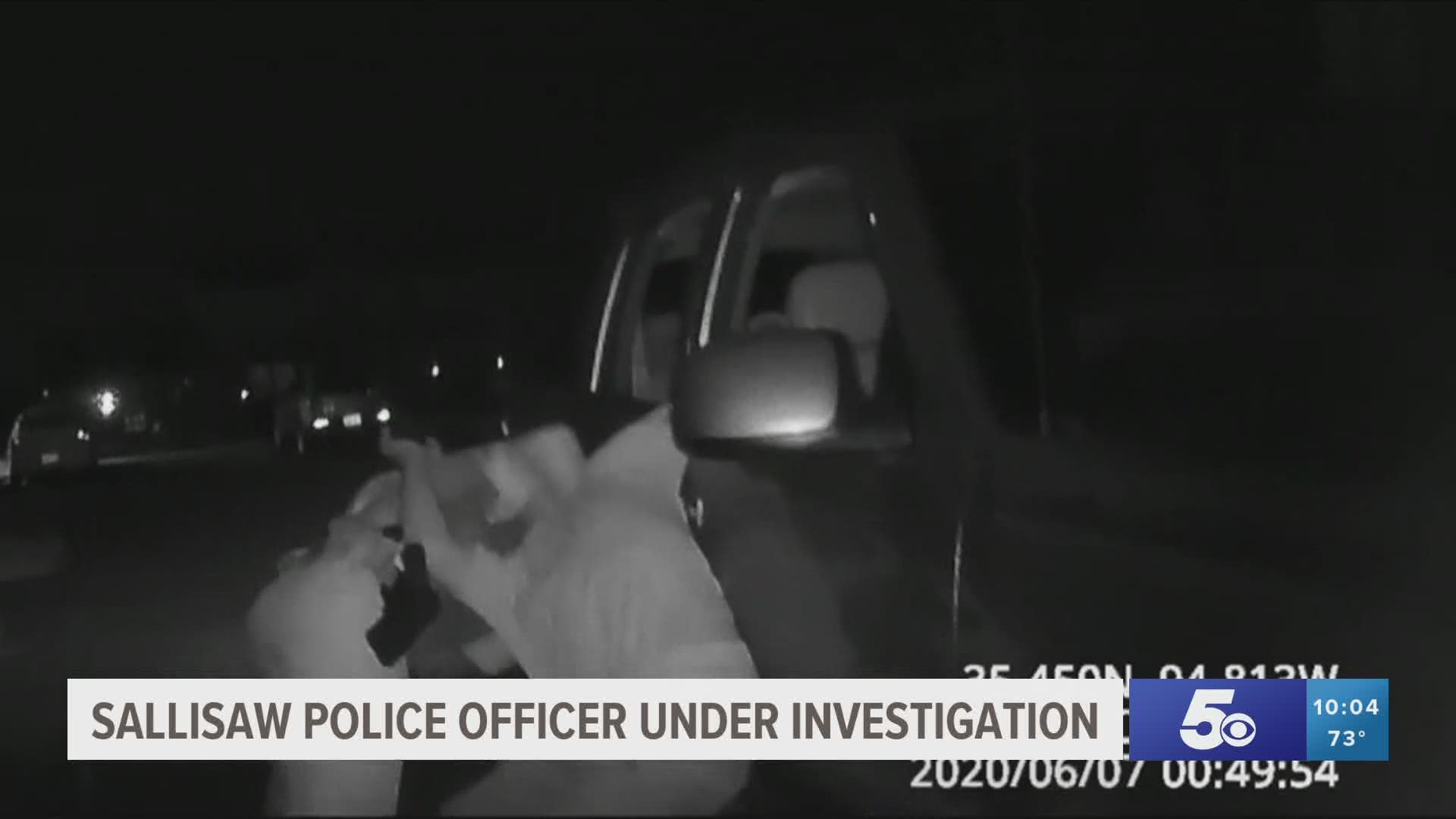 Sallisaw Police Officer Billy Oliver is under investigation for allegedly using excessive force during an arrest. https://bit.ly/3hUo6JG