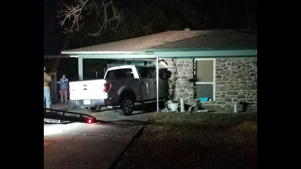 Man Dies After Suffering Heart Attack, Crashing Into Home | 5newsonline.com