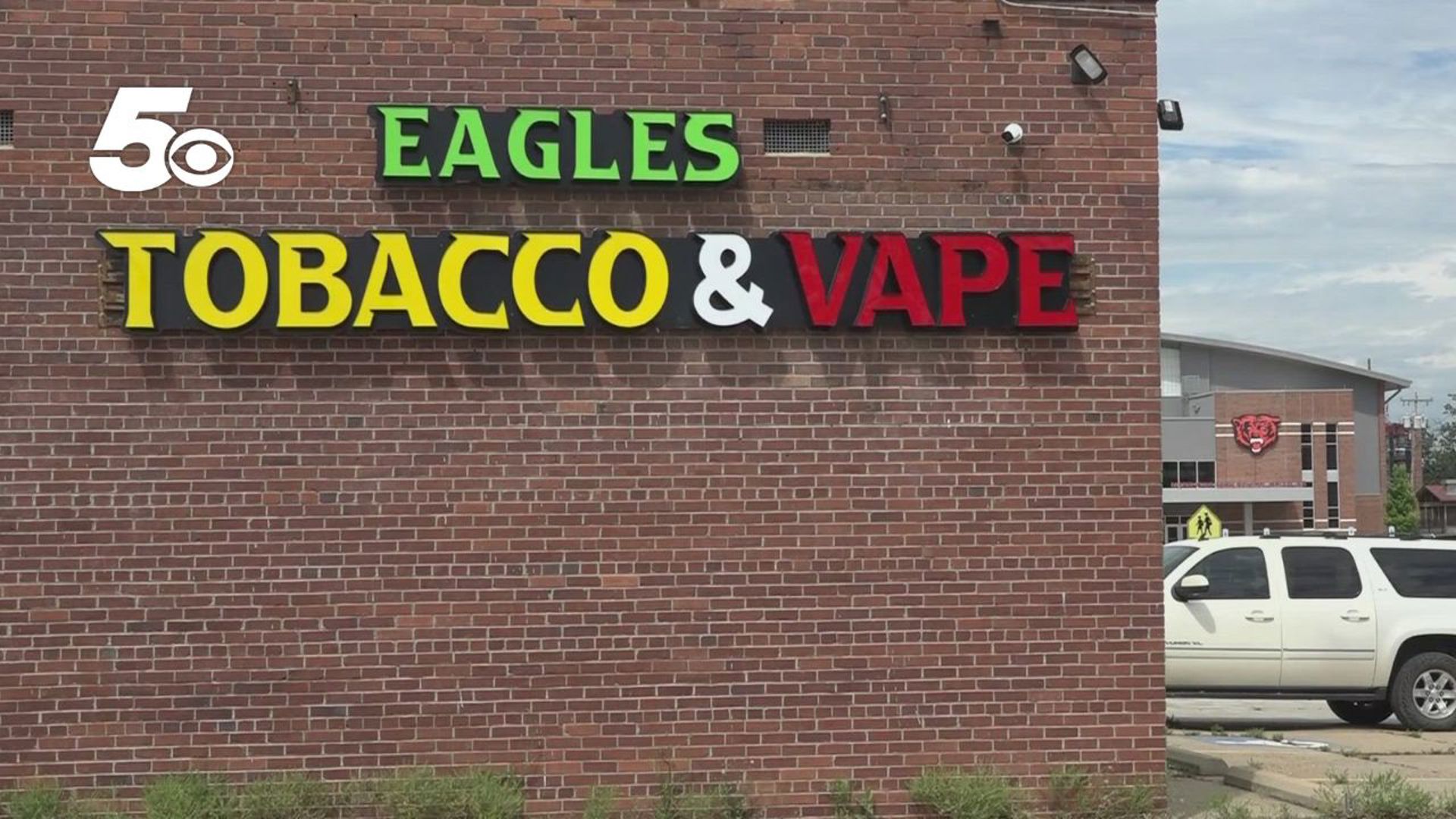 Fort Smith bans new smoke shops within 500 feet of schools and daycares
